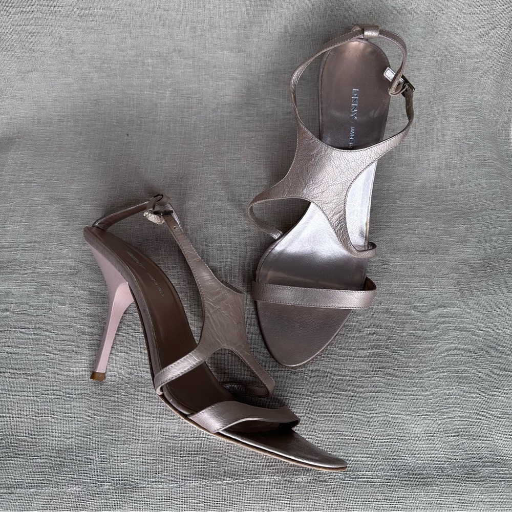 DKNY Y2K Rose Gold Metallic Heels 8